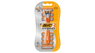 BIC - Maszynka do golenia + 6 wymiennych wkładów - sztuka