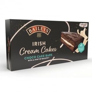 Bizcochos Sabor Cacao Con Relleno De Leche Aromatizada Con Baileys Y Recubiertos De Cacao Freddi 195 G.