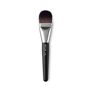 F138 WIDE SLIM FOUNDATION BRUSH Pennello viso piatto per fondotinta liquidi 