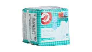 Auchan - Podpaski ze skrzydełkami Ultra Thin Regular - 14 sztuk