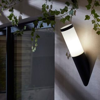 APPLIQUE TRAVIS ALLUMINIO NERO 37.6X7.6CM E27=24W IP44