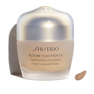 Future Solution Lx Total Radiance Foundation Antiedad N2. Shiseido (729238139367)