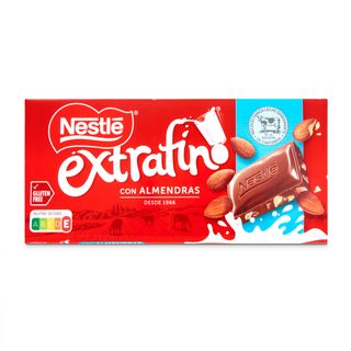 Chocolate Con Leche Y Almendras Nestlé Extrafino 123 G