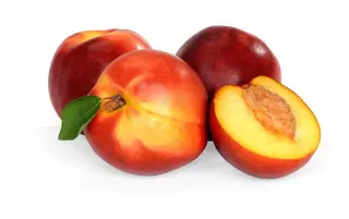 Nektarynki ważone, waga od 0,5 kg