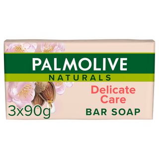 Jabón en pastilla Palmolive Naturals Delicate Care Almond Milk 3x90 g