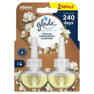 Glade Sensual Sandalwood & Jasmine Zapas do elektrycznego odświeżacza powietrza (2 x 20 ml) 20 ml