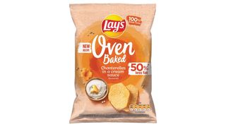 Lay's Oven Baked Pieczone formowane chipsy ziemniaczane o smaku kurek w śmietanowym sosie 110 g