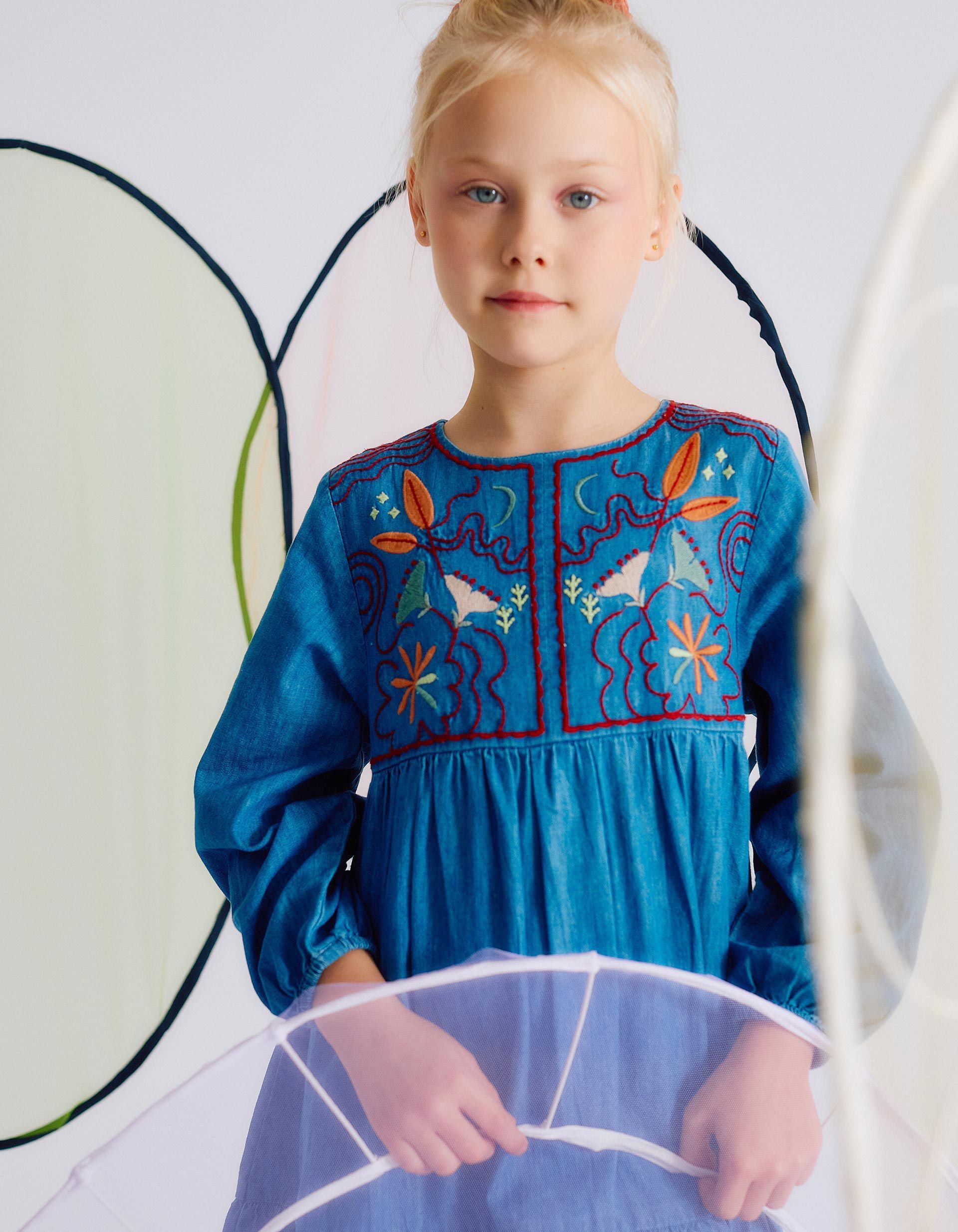 Vestidos e Macacões Menina até 14 anos