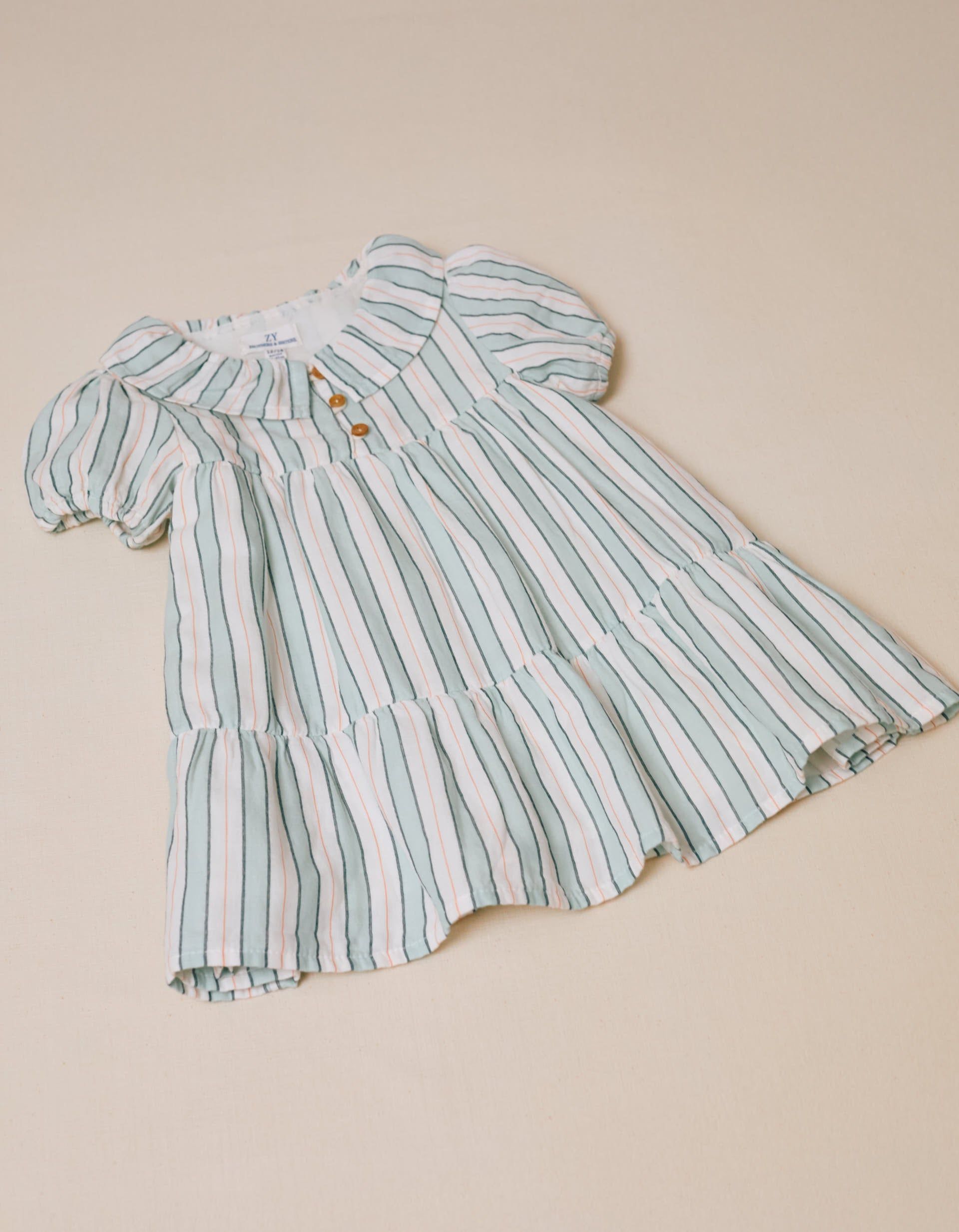 Vestidos e Macacões Menina até 3 anos