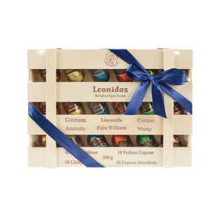 Casetă praline cu lichior, 240 grame