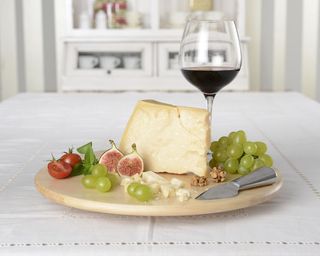 Grana Padano DOP, cca. 300 gr (vid)