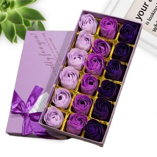 Luksuzni set od 18 dekorativnih ruža sa gradijentom u ljubičastoj kutiji