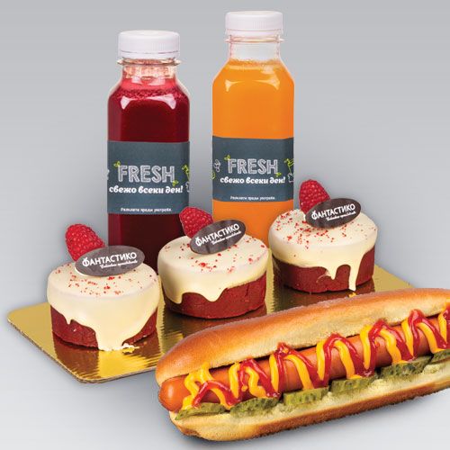 Сандвичи, десерти и фрешове