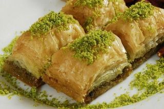 Baclava clasica cu fistic/100gr