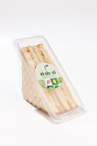 Zi de Zi Sandwich triunghi cu pui 160g