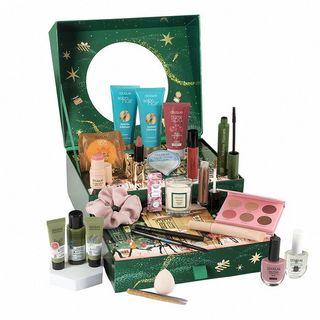 DOUGLAS SKIN FOCUS SPECIALS ADVENT CALENDAR LUXURY