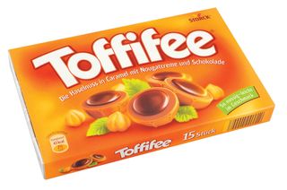 Toffifee Praline cu caramel 125 g