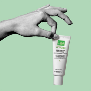 Crema antiacnee regeneratoare cu actiune pe timp de noapte Acniover