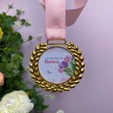 Medalie "Cea Mai Grijulie Bunică"