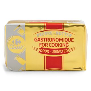 Unt dulce Bretania 82% grasime 250g Carrefour