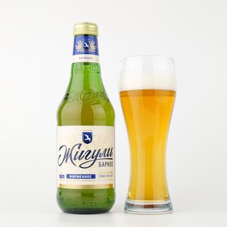 Bere blonda jiguli barnoe 4.9% sticla 0,9L