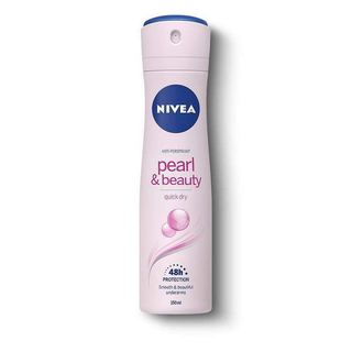 NIVEA 150ML PEARL&BEAUTY SPREJ ZA ŽENE (147353)