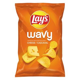 LAY'S Chips Wavy cascaval 115g