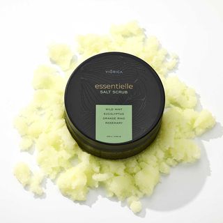 Exfoliant cu sare pentru corp Viorica Essentielle 250 g