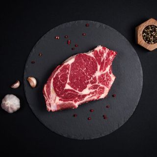 Antricot cu os Manzat Black Angus 1 felie, 650g