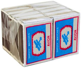 AVION Chibrituri 10buc 55g