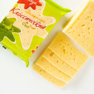 Cașcaval Clasic 50% 250gr