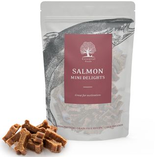 Recompense pentru caini Essential Mini Delights Somon 100g