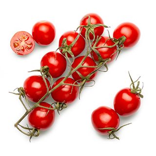 Домати мини рома на клонка 300г бр \ 00089957