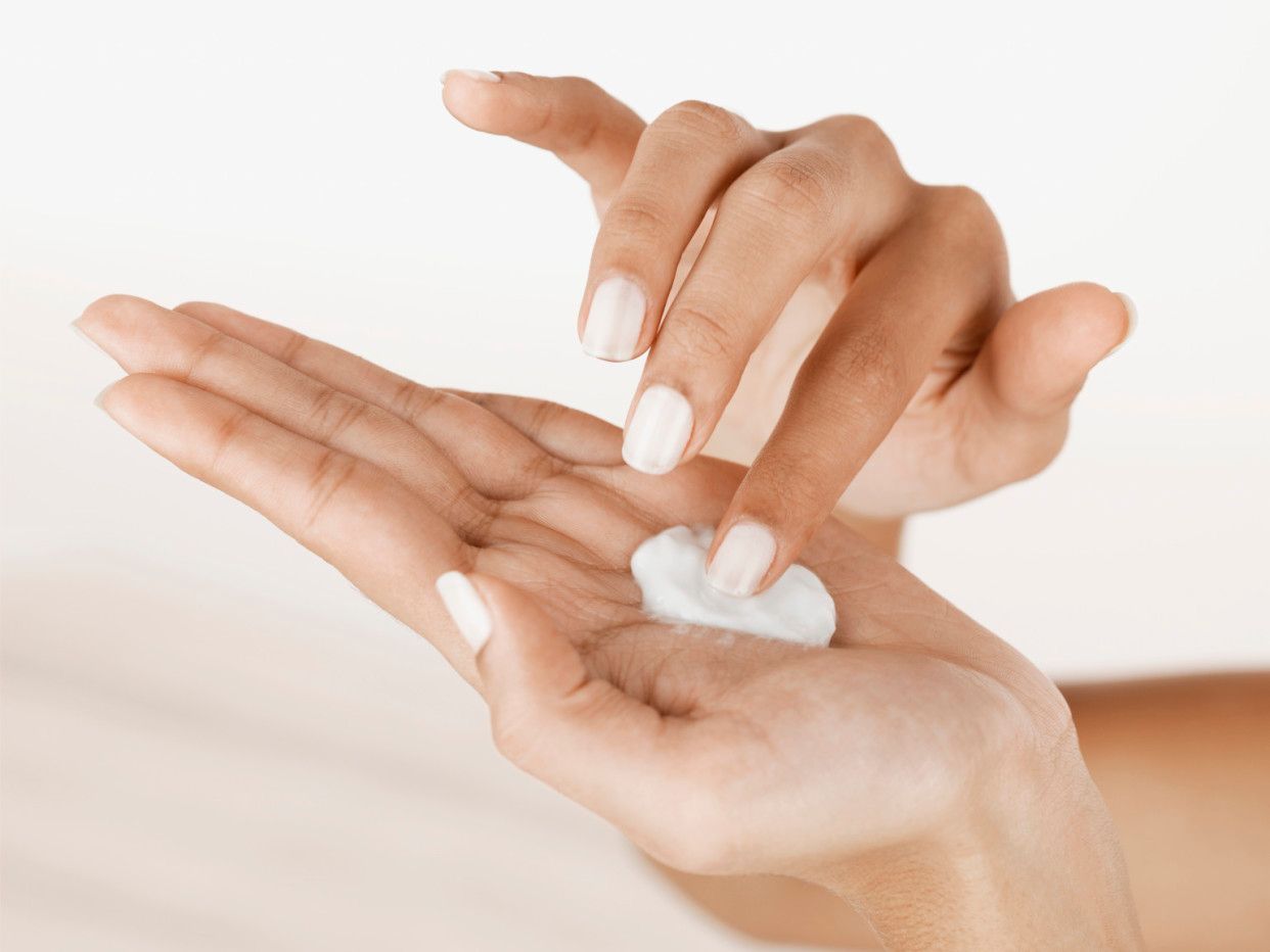 NJEGA OBOLJELE KOŽE.