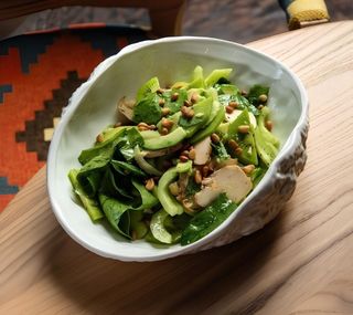 Зеленый Салат С Киви ( 250 г )