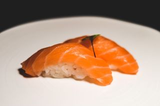 Nigiri salmone