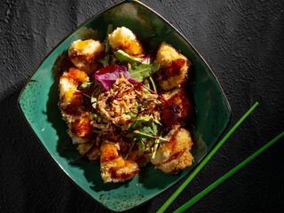 Салат с хрустящей курочкой (250г)