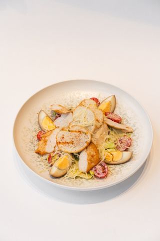 Цезарь с курицей (250г)