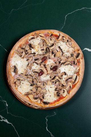 Pizza capricciosa