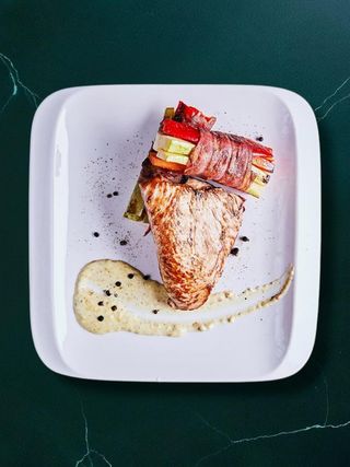 Punjena ćuretina sa vezicama od povrća