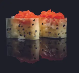 030 Gunkan soy spicy salmon