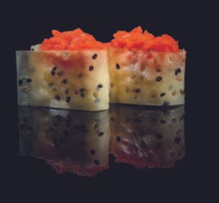 030 Gunkan soy spicy salmon