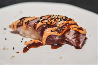 Nigiri tonno scottato