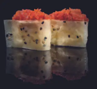 032 Gunkan soy spicy tuna