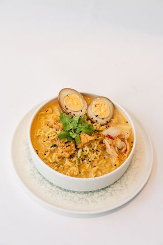 Рамён с курицей (400г)