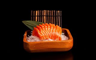Sashimi di salmone