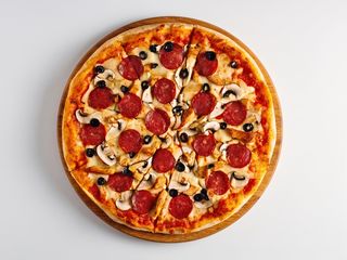 Пицца Праздничная (650г)