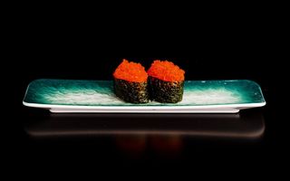 Gunkan tobiko alghe