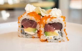 Maguro Philadelphia Roll