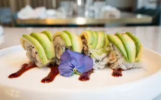 Dragon roll